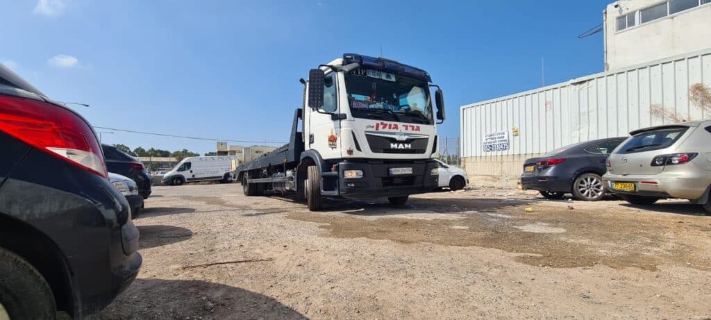 גרר לחברת משאיות